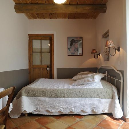 Chambres D'Hotes Domaine Des Machottes Grans Εξωτερικό φωτογραφία