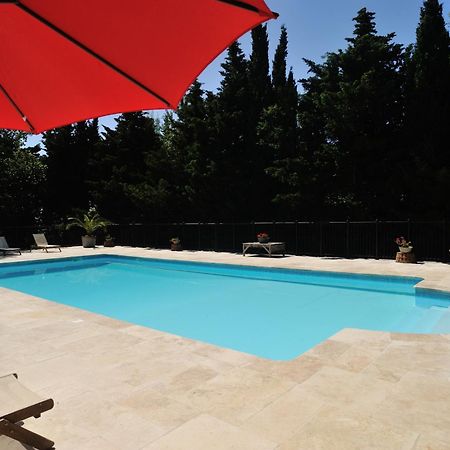 Chambres D'Hotes Domaine Des Machottes Grans Εξωτερικό φωτογραφία
