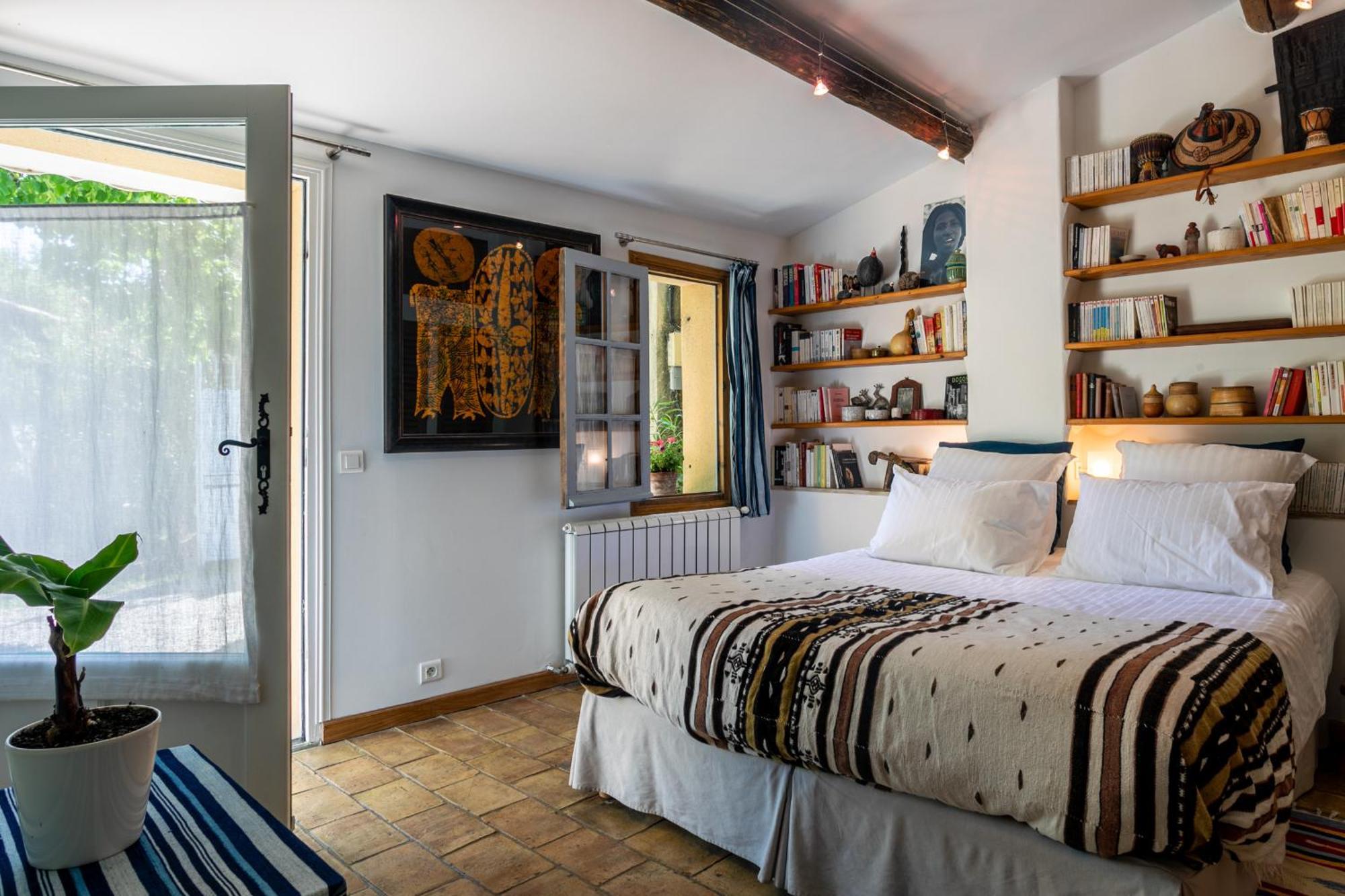 Chambres D'Hotes Domaine Des Machottes Grans Εξωτερικό φωτογραφία