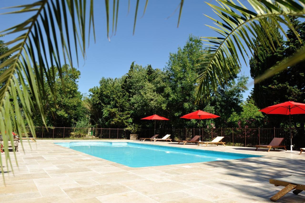 Chambres D'Hotes Domaine Des Machottes Grans Εξωτερικό φωτογραφία